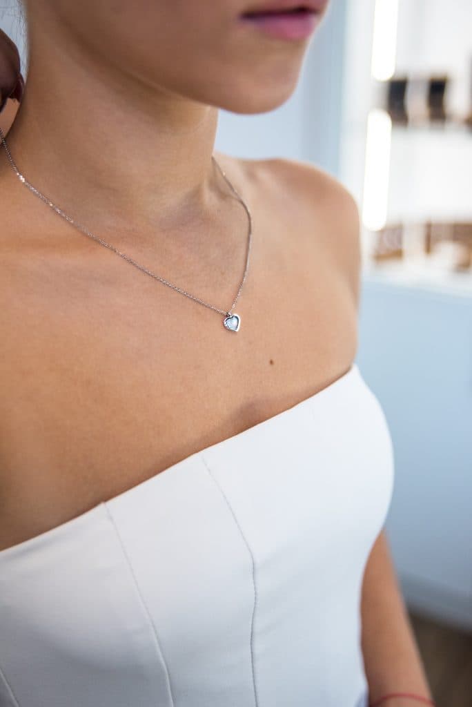 Řetízek s přívěskem – srdíčko - 2