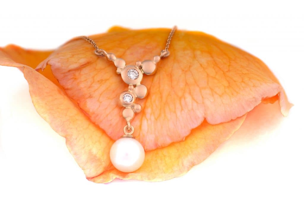 Perlový náhrdelník s diamanty - 2