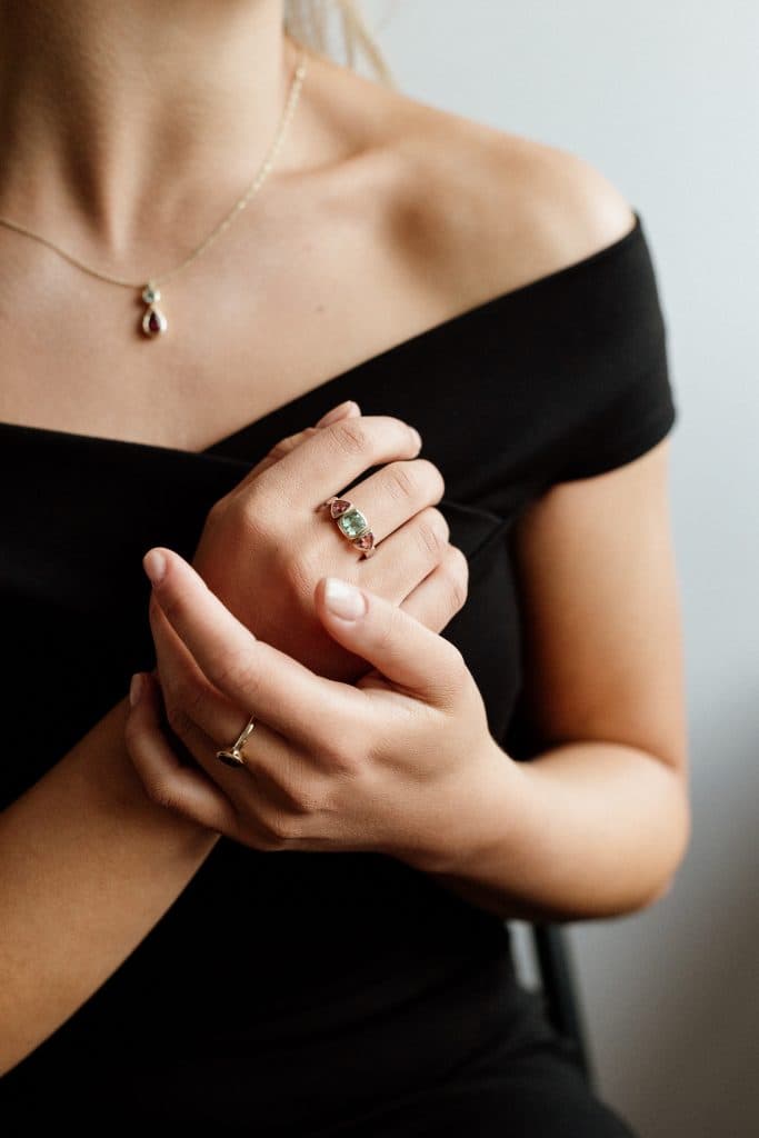 Zlatý prsten s turmalíny - 2